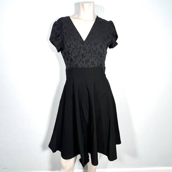 Miusol Dress Womens M Textured Black Fit & Flare Swing Retro Elegant Floral Lace - Picture 1 of 9